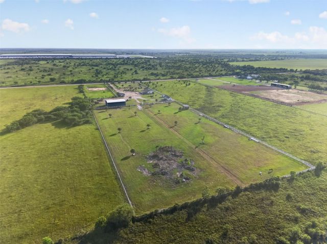 2672 Harrison Road, Sealy, TX 77474