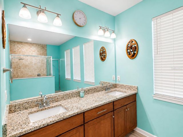 7506 LUPINE DR, Tampa, FL 33610