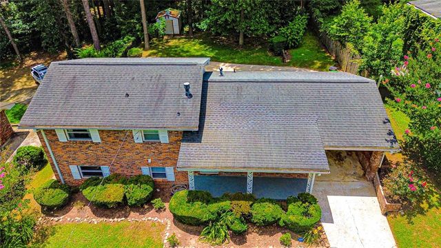 3418 Valley Ridge Terrace SW, Atlanta, GA 30331