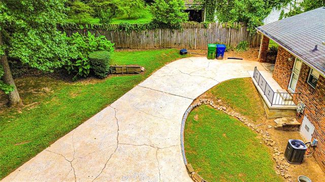 3418 Valley Ridge Terrace SW, Atlanta, GA 30331