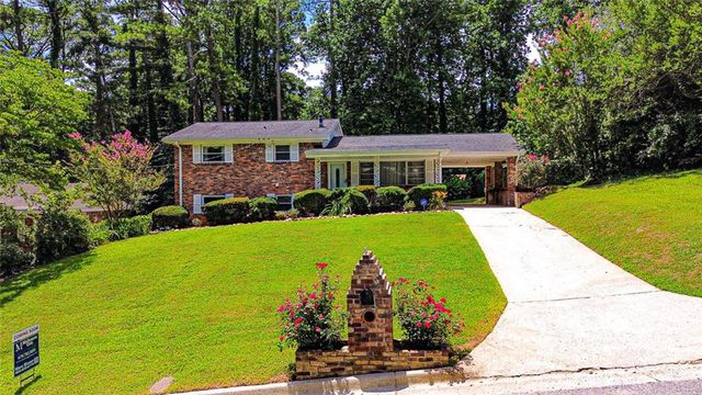 3418 Valley Ridge Terrace SW, Atlanta, GA 30331
