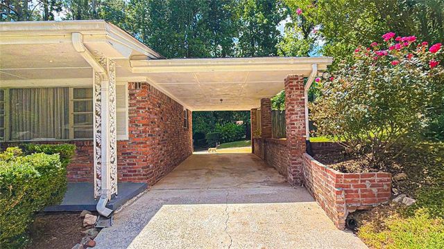3418 Valley Ridge Terrace SW, Atlanta, GA 30331