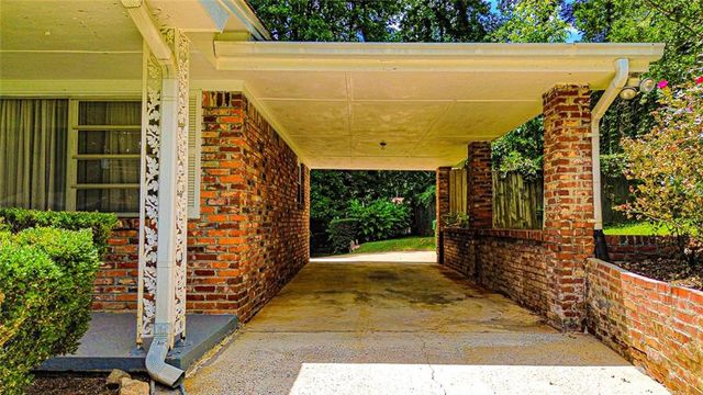 3418 Valley Ridge Terrace SW, Atlanta, GA 30331
