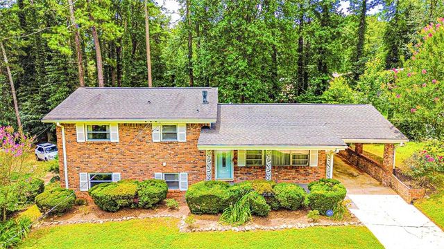 3418 Valley Ridge Terrace SW, Atlanta, GA 30331