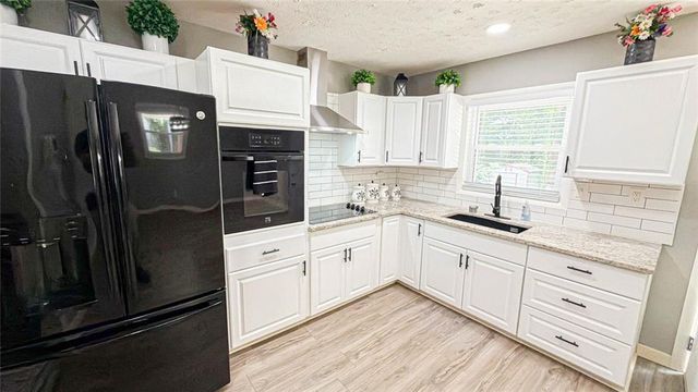 3418 Valley Ridge Terrace SW, Atlanta, GA 30331