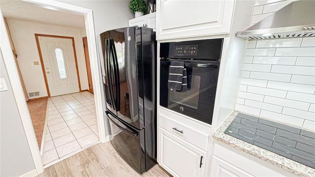 3418 Valley Ridge Terrace SW, Atlanta, GA 30331