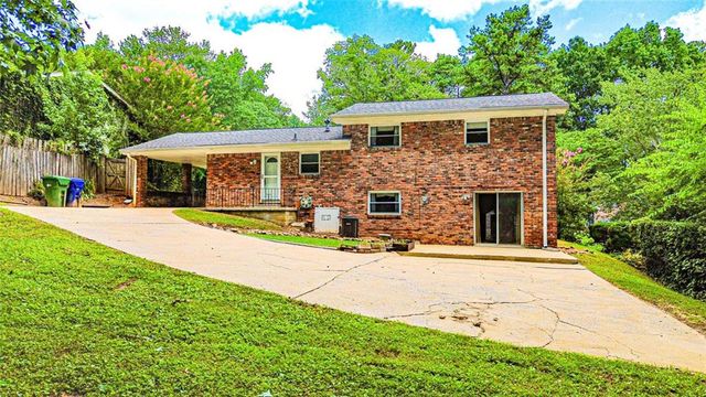 3418 Valley Ridge Terrace SW, Atlanta, GA 30331