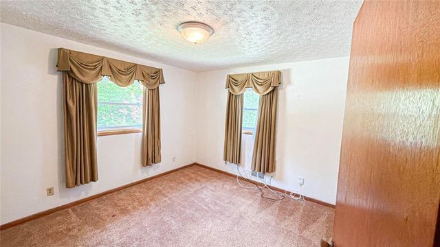 3418 Valley Ridge Terrace SW, Atlanta, GA 30331