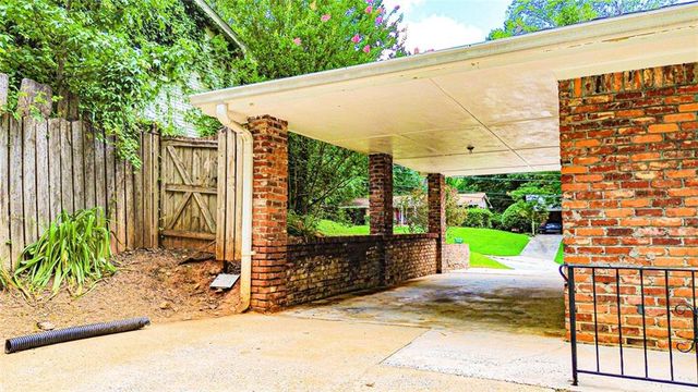 3418 Valley Ridge Terrace SW, Atlanta, GA 30331