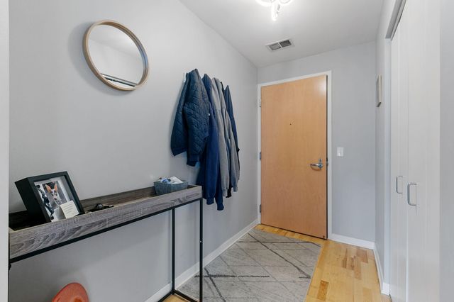 929 Portland Ave 1101, Minneapolis, MN 55404