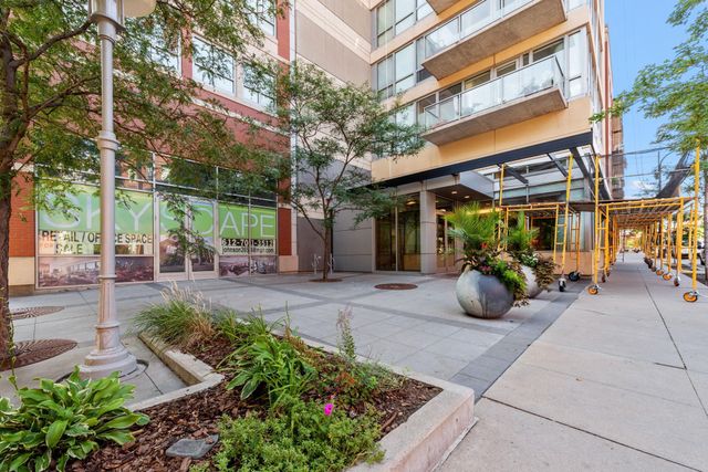 929 Portland Ave 1101, Minneapolis, MN 55404