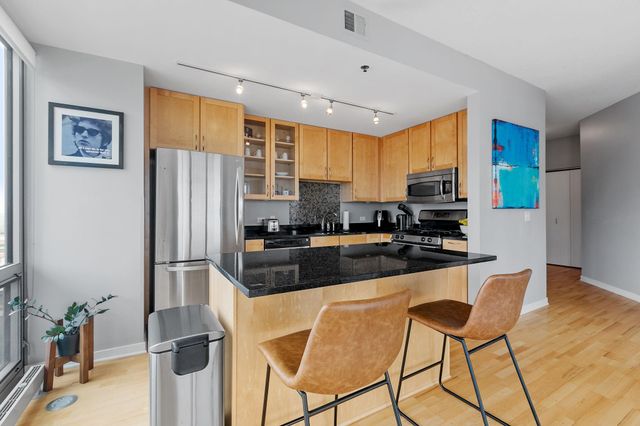 929 Portland Ave 1101, Minneapolis, MN 55404