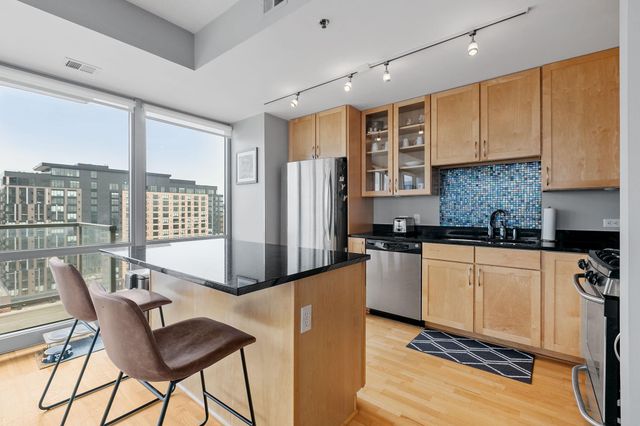 929 Portland Ave 1101, Minneapolis, MN 55404