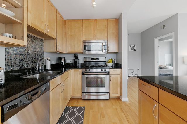 929 Portland Ave 1101, Minneapolis, MN 55404