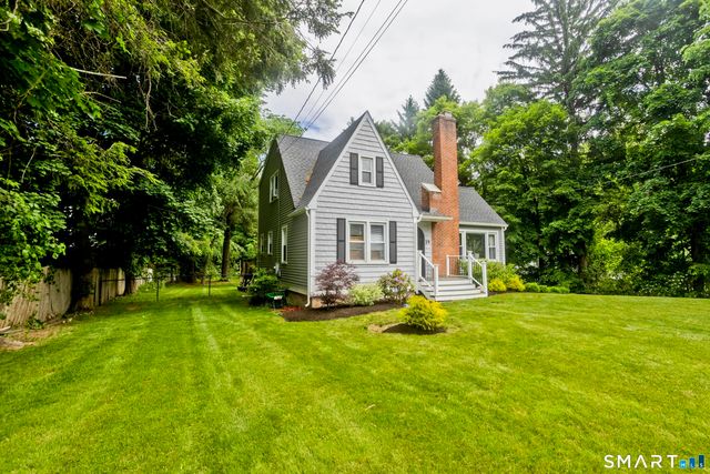 39 Highland Avenue, East Windsor, CT 06016