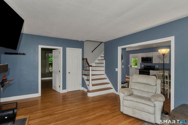 39 Highland Avenue, East Windsor, CT 06016