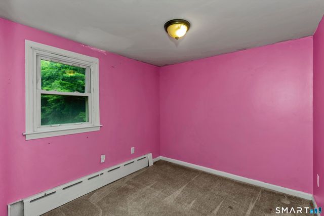 39 Highland Avenue, East Windsor, CT 06016