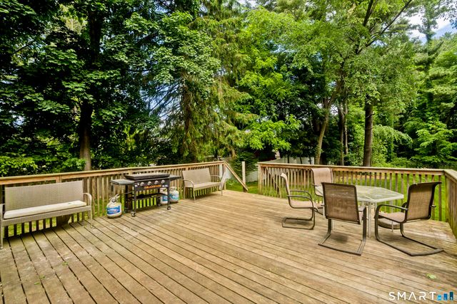 39 Highland Avenue, East Windsor, CT 06016