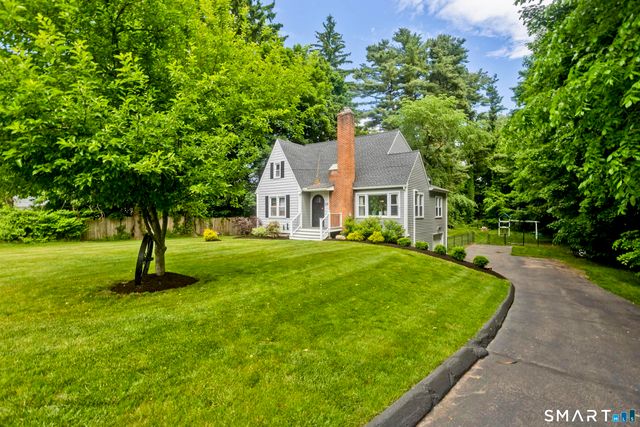 39 Highland Avenue, East Windsor, CT 06016