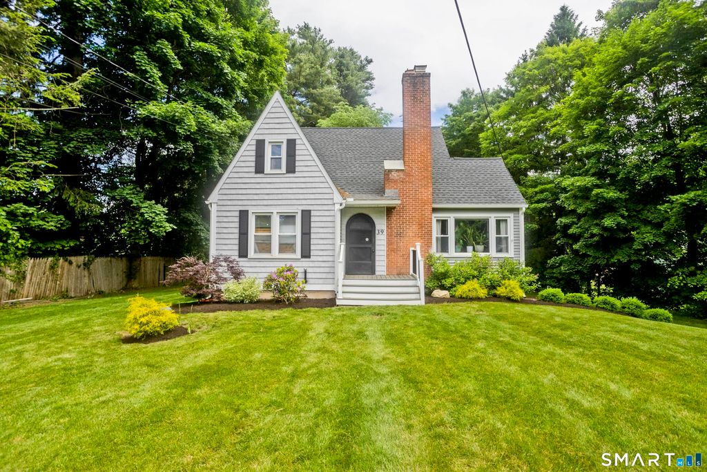 39 Highland Avenue, East Windsor, CT 06016