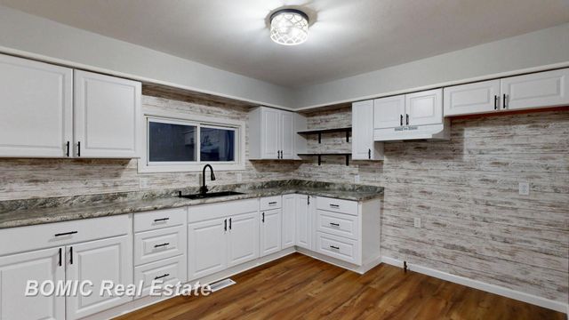 6665 Bell Road, Bridgeport Twp, MI 48415