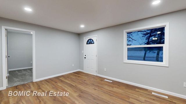 6665 Bell Road, Bridgeport Twp, MI 48415