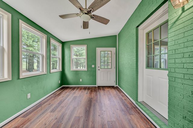 698 Hummingbird LN SE, Copper Hill, VA 24079