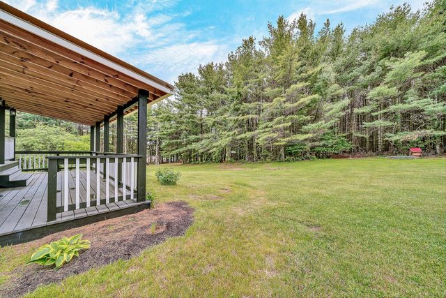 698 Hummingbird LN SE, Copper Hill, VA 24079