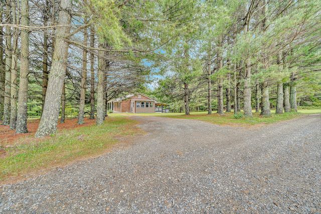 698 Hummingbird LN SE, Copper Hill, VA 24079