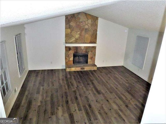 382 Cross Creek Place, Auburn, GA 30011
