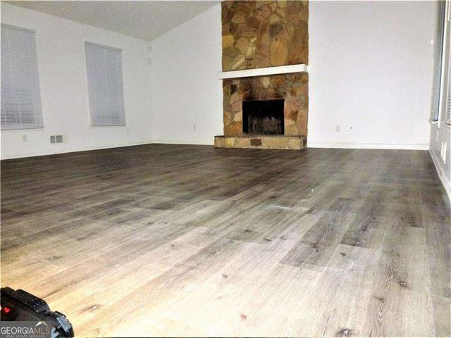 382 Cross Creek Place, Auburn, GA 30011