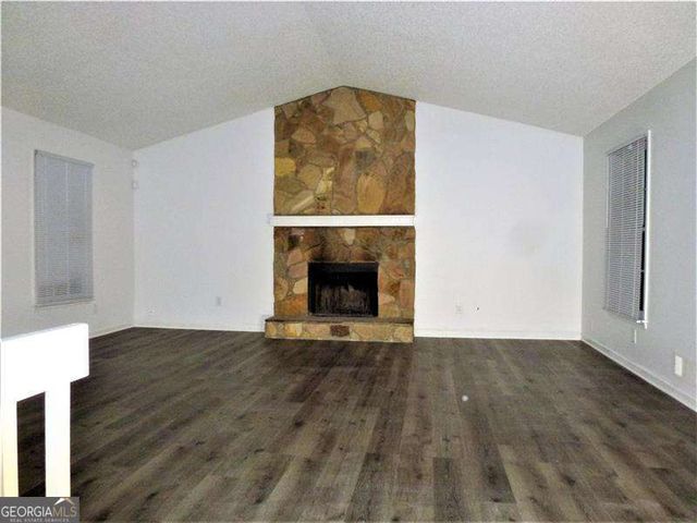 382 Cross Creek Place, Auburn, GA 30011