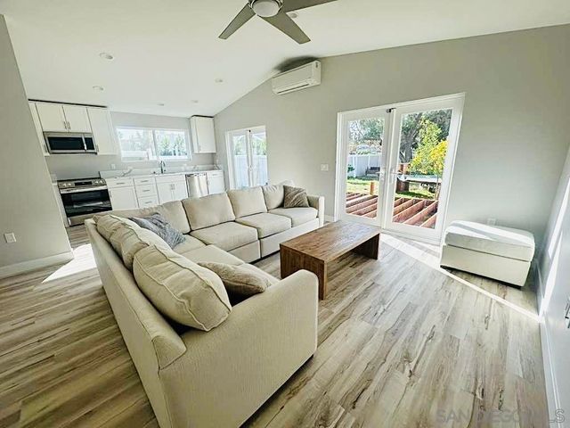 13617 Putney Rd, Poway, CA 92064