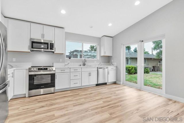 13617 Putney Rd, Poway, CA 92064