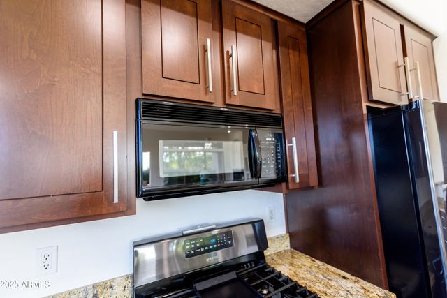 9532 E WHITEWING Drive, Scottsdale, AZ 85262