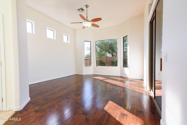 9532 E WHITEWING Drive, Scottsdale, AZ 85262