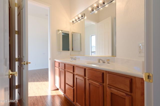 9532 E WHITEWING Drive, Scottsdale, AZ 85262