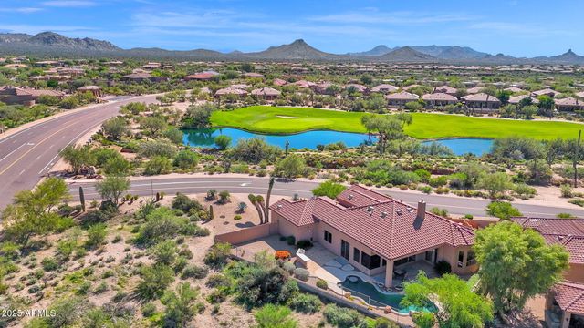 9532 E WHITEWING Drive, Scottsdale, AZ 85262