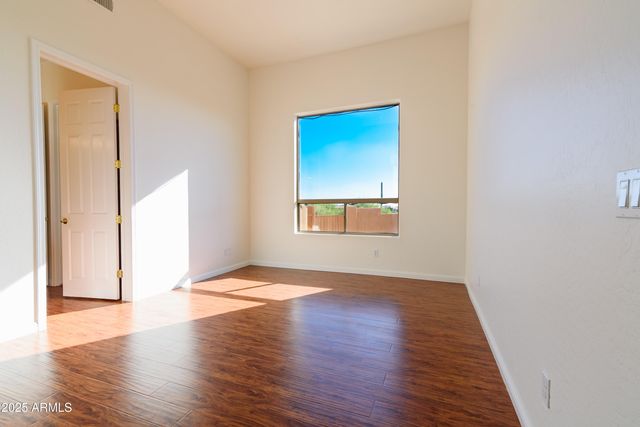 9532 E WHITEWING Drive, Scottsdale, AZ 85262