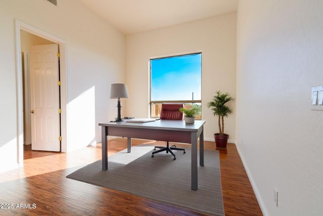 9532 E WHITEWING Drive, Scottsdale, AZ 85262