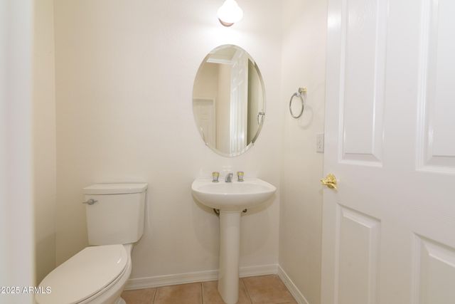 9532 E WHITEWING Drive, Scottsdale, AZ 85262