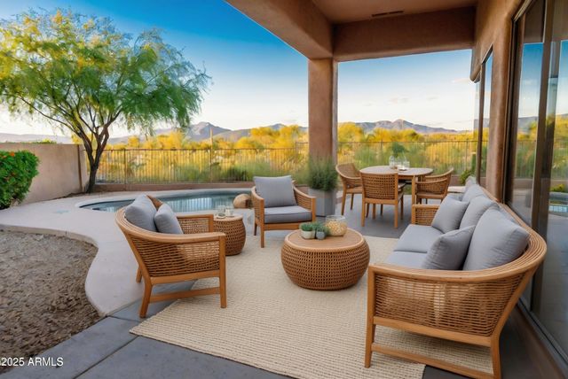 9532 E WHITEWING Drive, Scottsdale, AZ 85262