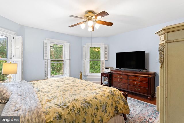 209 WARWICK RD, Haddonfield, NJ 08033