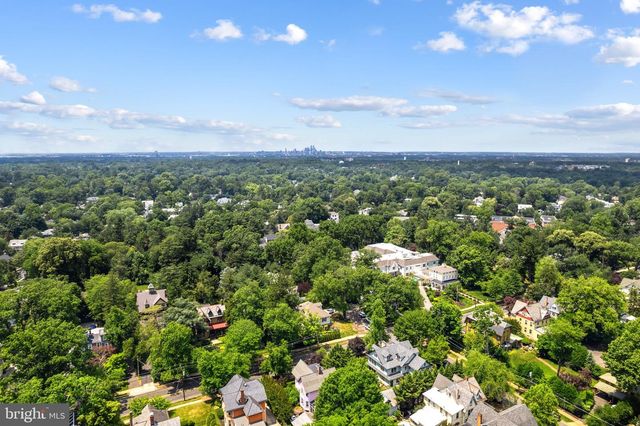 209 WARWICK RD, Haddonfield, NJ 08033