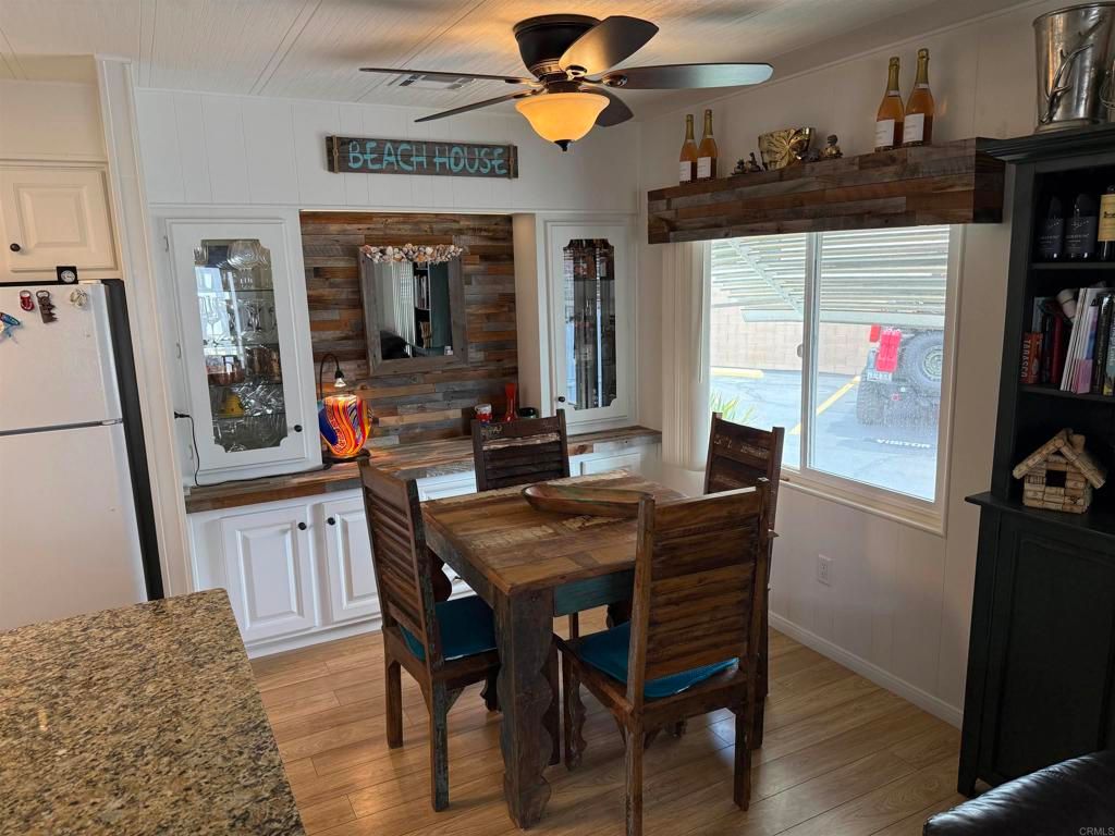 Image 8 of property listing at 900 N Cleveland Street 3, Oceanside, CA 92054