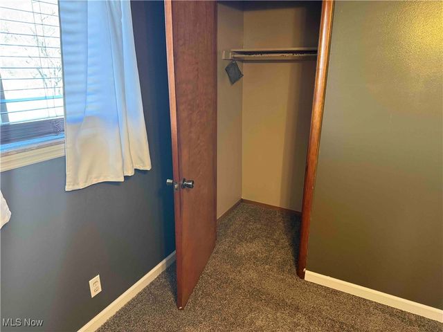 806 Howard Street, Bridgeport, OH 43912