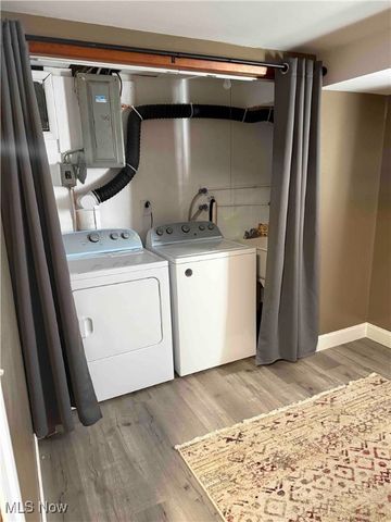 806 Howard Street, Bridgeport, OH 43912