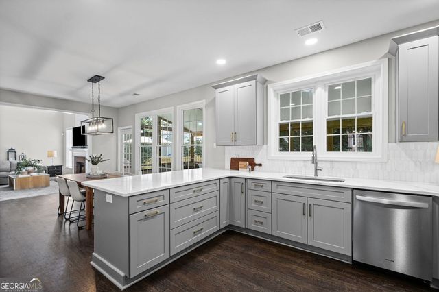 120 Quay Circle, Alpharetta, GA 30009
