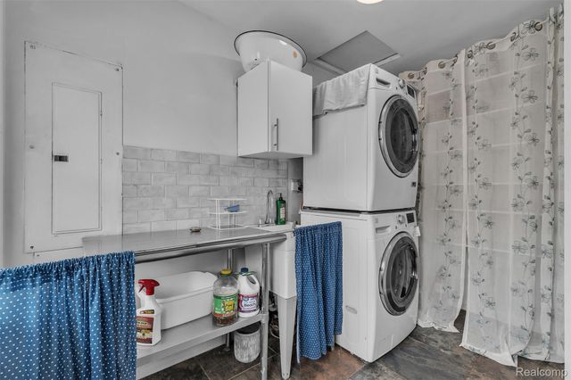 4918 Ainsley Avenue, Pittsfield Charter Township, MI 48108