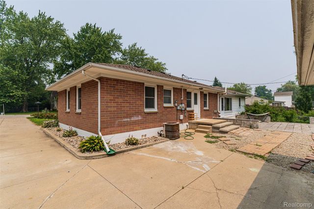 4918 Ainsley Avenue, Pittsfield Charter Township, MI 48108